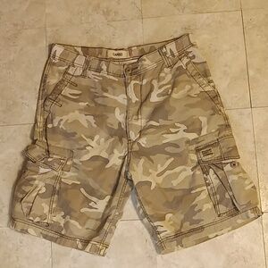 Vintage Y2k Levi Strauss Camo Cargo Shorts 36